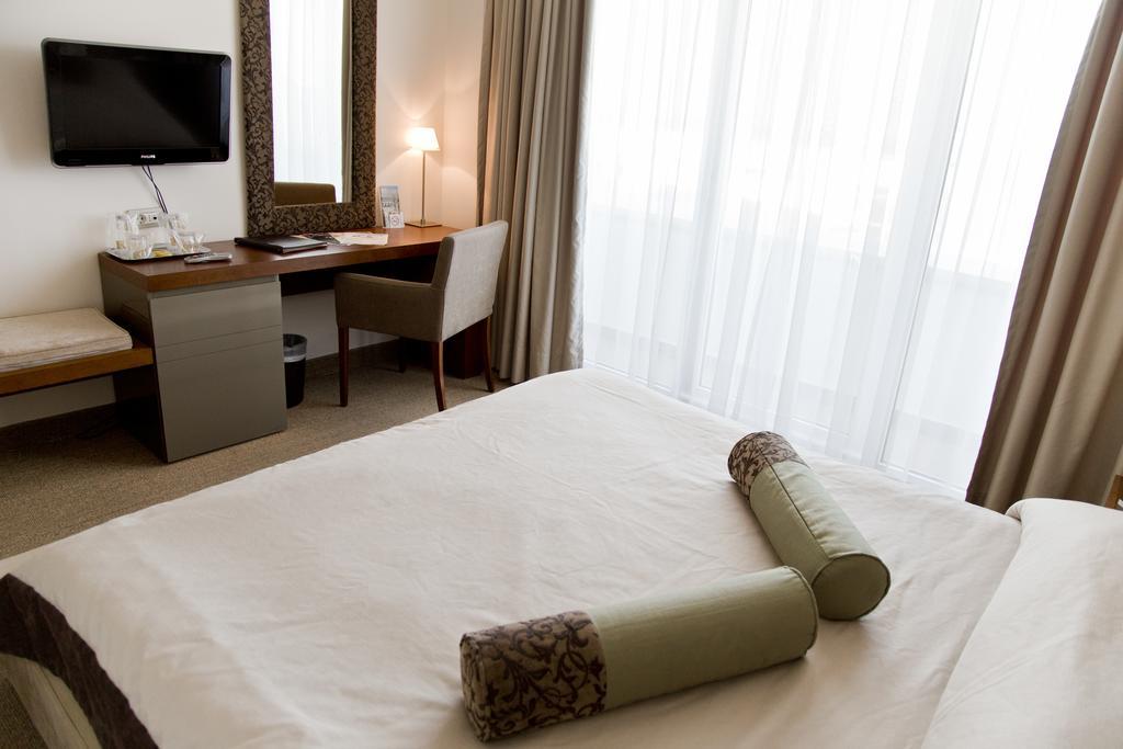 Standard Double Room without sea view,1613662134:JPEG